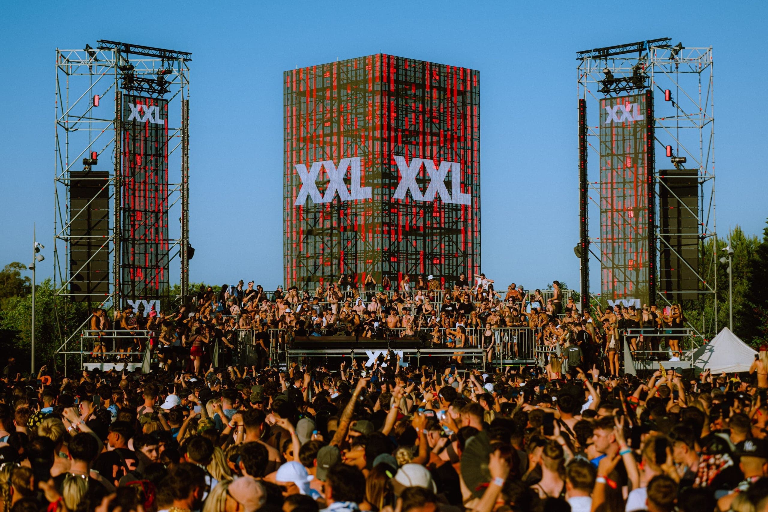 XXL MALTA still 9